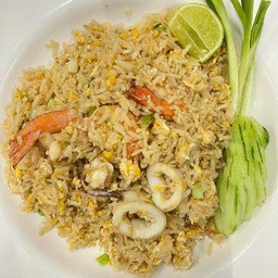 ข้าวผัดทะเล