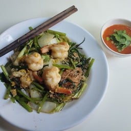 สุกี้แห้งกุ้ง