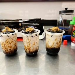 เฉาก๋วยนมสดบราวชูการ์