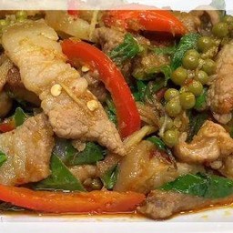 ผัดฉ่าหมูสามชั้น