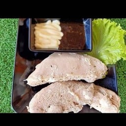 อกไก่นึ่งพริกไทยดำ (ชิ้น)