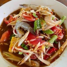 ส้มตำ,กระเพราพริกแก้ง