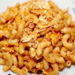 มักกะโรนีไข่