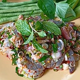 ลาบกุ้งสด