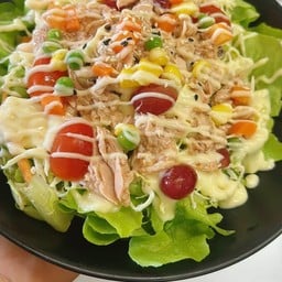 สลัดทูน่า