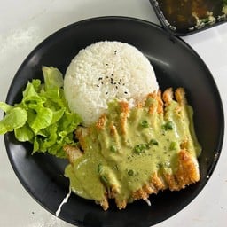 ข้าวไก่ทอดซอสซีฟู้ด - ฟรีมิโซะซุป