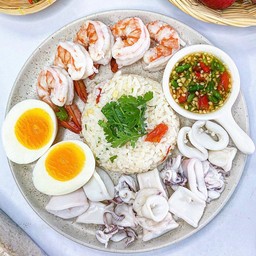 ข้าวคลุกพริกเกลือทะเล