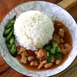 ข้าวหน้าไก่鸡饭