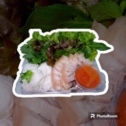 มอ นอ คาเฟ่