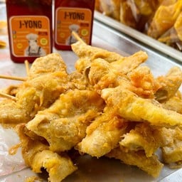 ลูกชิ้นปลารักบี้