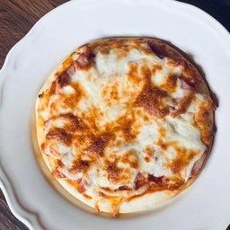 พิซซ่าเบคอนแฮมชีส