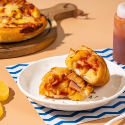 กะหรี่ปั๊บ ไส้พิซซ่าฮาวาเอี้ยน (1 ชิ้น)