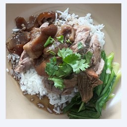 ข้าวขาหมู ธรรมดา