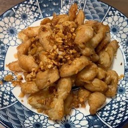 ข้าวไก่กระเทียม