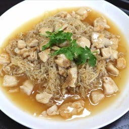 บะหมี่หน้าไก่鸡蛋面