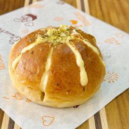 โชกุปังครีมชีสซอสการ์ลิค