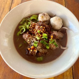 ก๋วยเตี๋ยวเรือเศรษฐีเรือทอง  แพร่