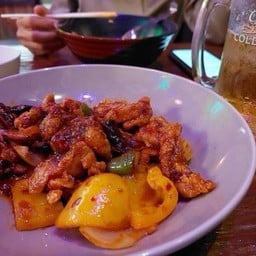 ไก่ผัดเม็ดมะม่วงหิมพานต์น้ำพริกเผา