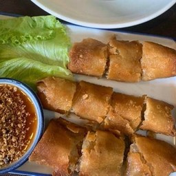 ปอเปี๊ยะทอดทรงเครื่อง