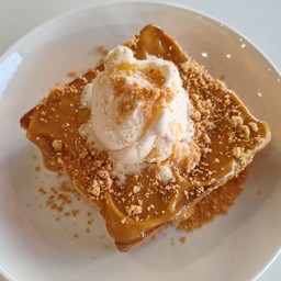 ปังโทสต์สังขยาชาไทย+ไอติม