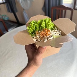A&B Noodle's House - หมี่ไก่ฉีก ถ.ราษฎร์บำรุง