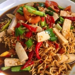 ตำมาม่าหมูยอ