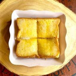 ปังปิ้ง เนย + นม + น้ำตาล