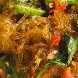 พริกแกง-วุ้นเส้น-หมู_ ราดข้าว