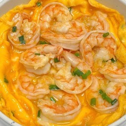 ผัดไทยขี้โม้ ของแทร่