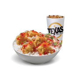 [อร่อยซ่ากับโค้ก] ชุดข้าวยำไก่กรอบ