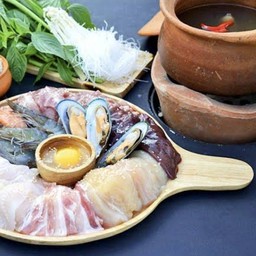 จิ้มจุ่มรวม(เนื้อ+หมู+ทะเล)