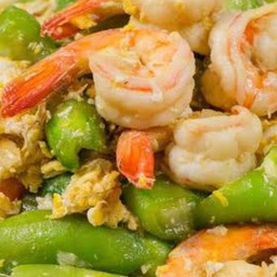 บวมผัดไข่ใส่กุ้งกับข้าว