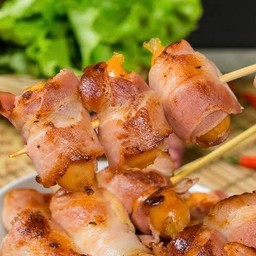 เบคอน พัน ค๊อกเทล