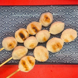 ลูกชิ้น หมู ปิ้ง