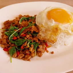 ข้าวกะเพราหมูสับ