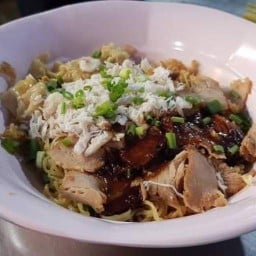 ก๋วยจั๊บน้ำข้น(เจ้สดมหาชัย)