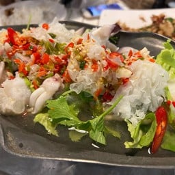 หมึกไข่นึ่งมะนาว