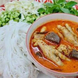 น้ำยากะทิป่าตีนไก่ผัก