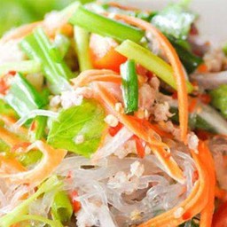 ยำวุ้นเส้น
