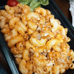 มักกะโรนีซอสมะเขือเทศ