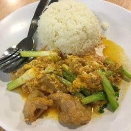 กะเพราริมทาง ตามสั่งรสเด็ด