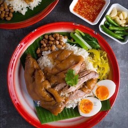 [ชิกกี่ ขาหมูภูเก็ต] ข้าวขาหมู + คากิ