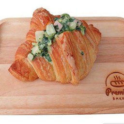 ครัวซองค์ผักโขมชีส