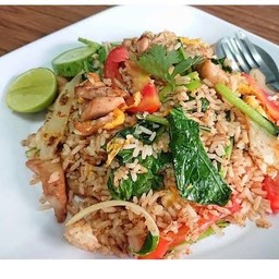 ข้าวผัดหมู
