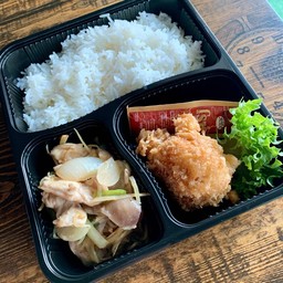 ข้าวไก่ผัดขิง+น่องไก่