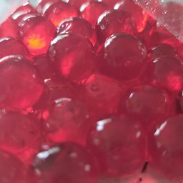 เยลลี่แดงเม็ดใหญ่