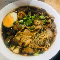 เส้นหมี่พิเศษ