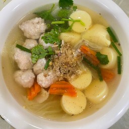 แกงจืดเต้าหู้หมูเด้ง