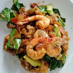 ผัดซีอิ้วทะเลรวมเส้นใหญ่