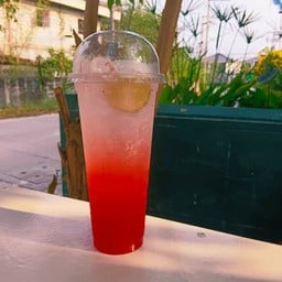 แดงโซดามะนาว